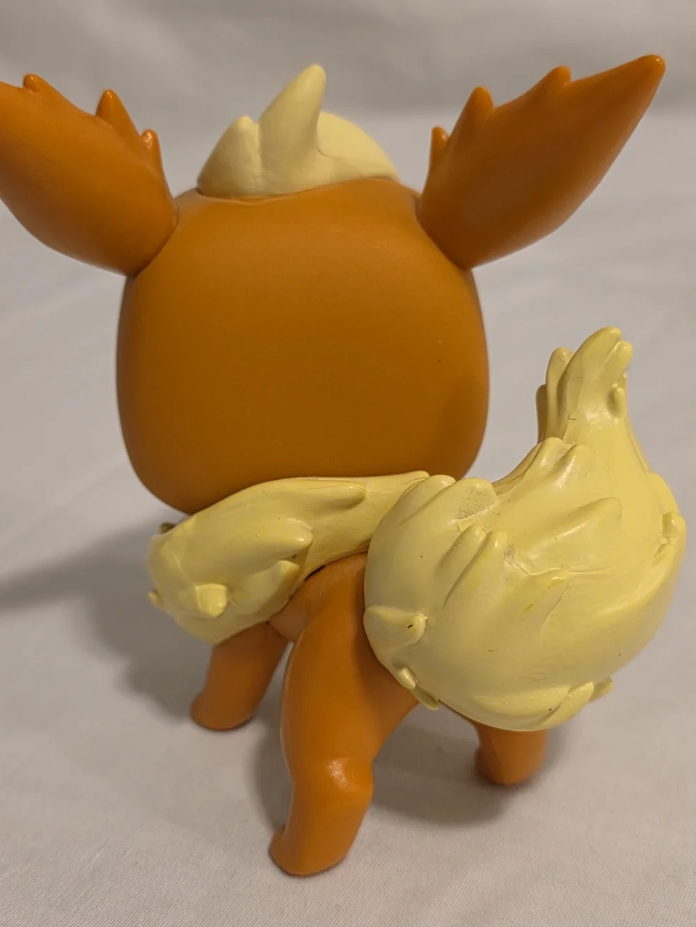 Funko Pop Pokemon Eevee Vaporeon Jolteon Flareon Eeveelutions 4 Pack 2022 No Box - Picture 5 of 9